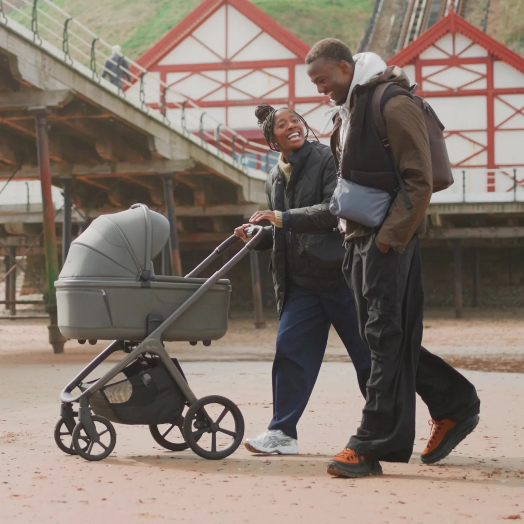 Cove Pewter with Carrycot (6 piece) - Image 11